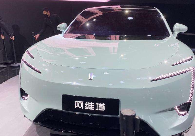 Facebook首席营销官网：功能与信息介绍